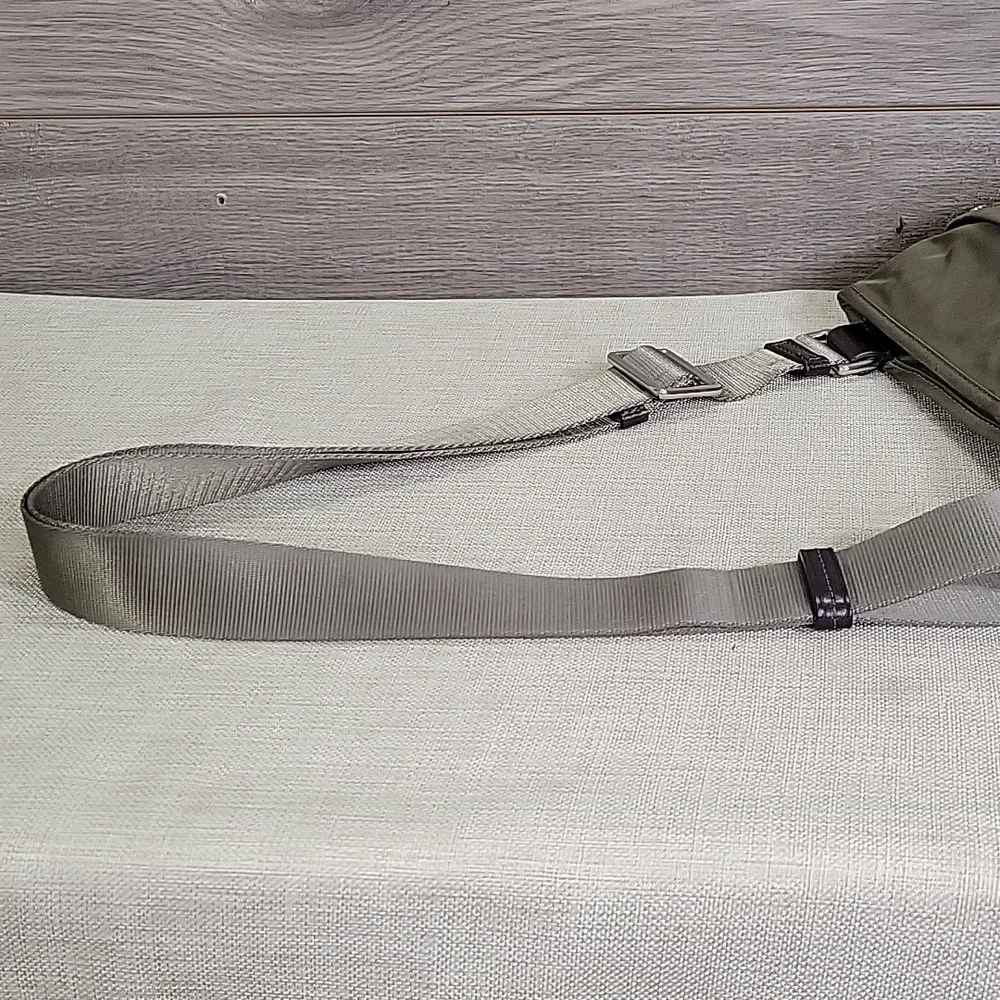 Tumi Olive Green Nylon Crossbody Shoulder Bag - Picture 8 of 16